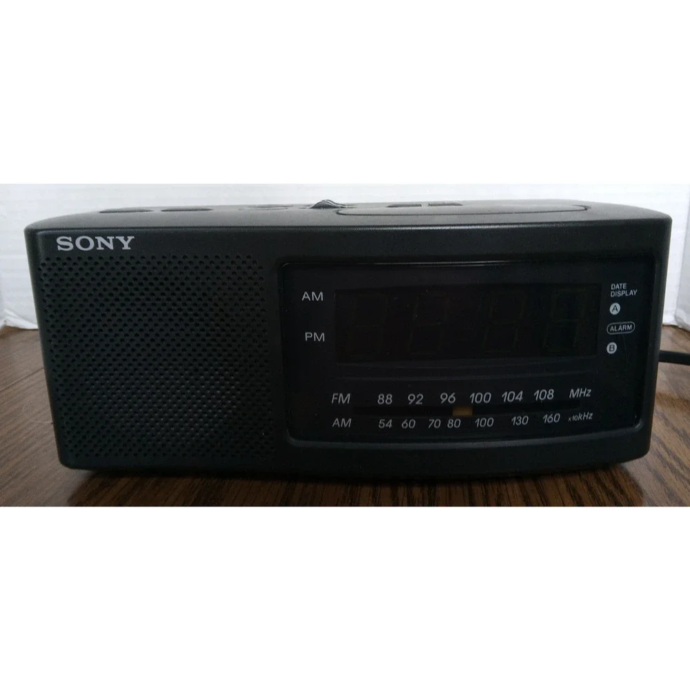 Sony Dream Machine AM/FM Alarm Clock Radio Black Model #ICF-C740 Tested Works